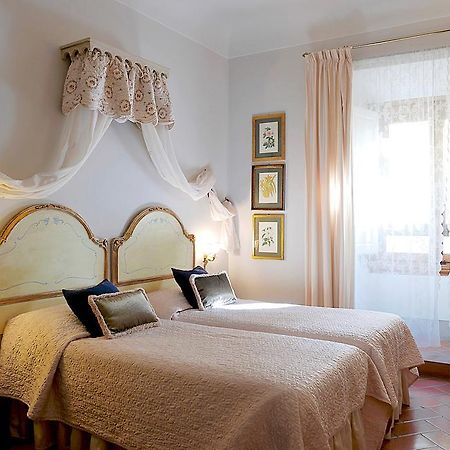 Relais Cavalcanti Guest House Florence Ngoại thất bức ảnh