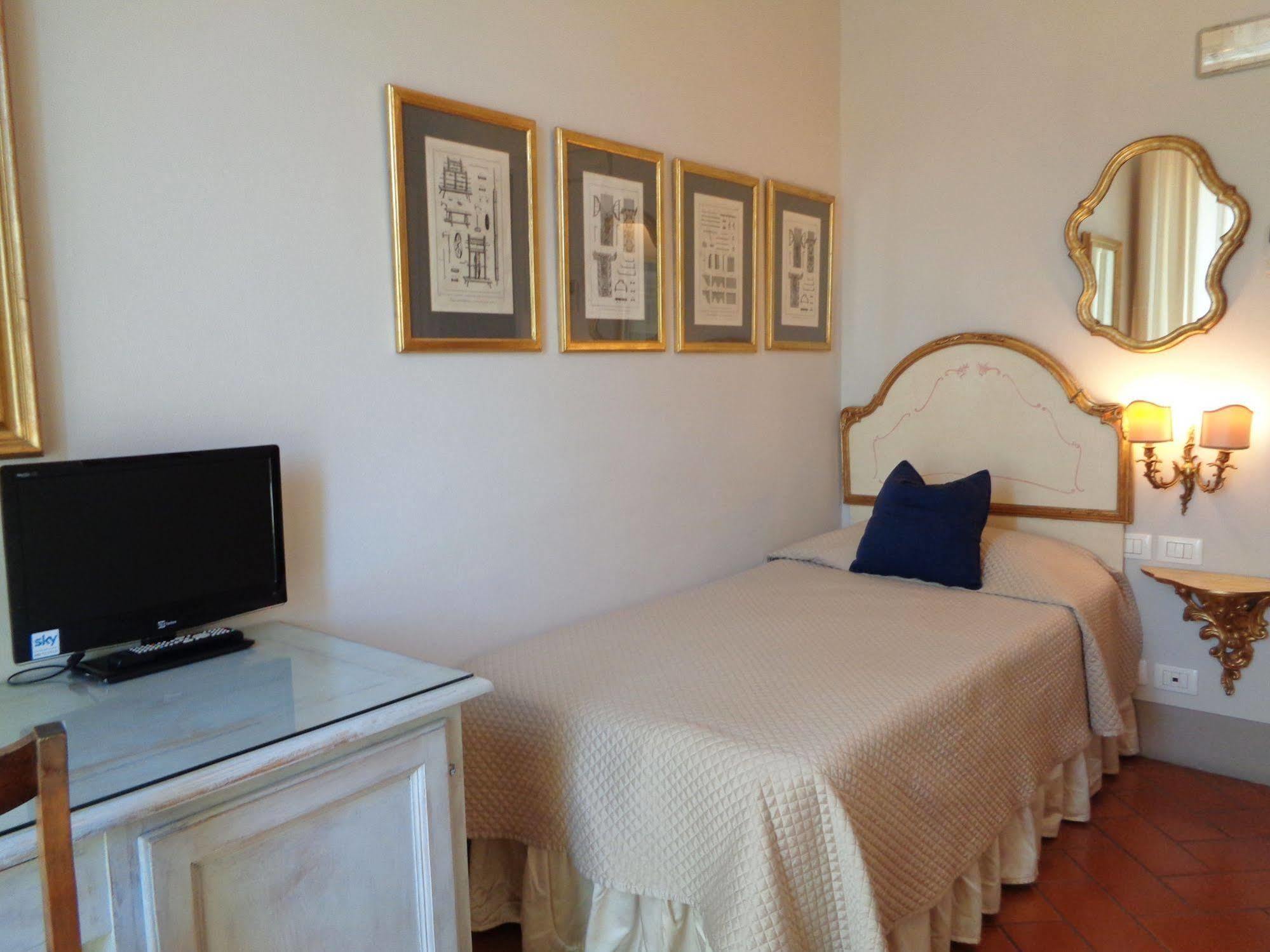Relais Cavalcanti Guest House Florence Ngoại thất bức ảnh