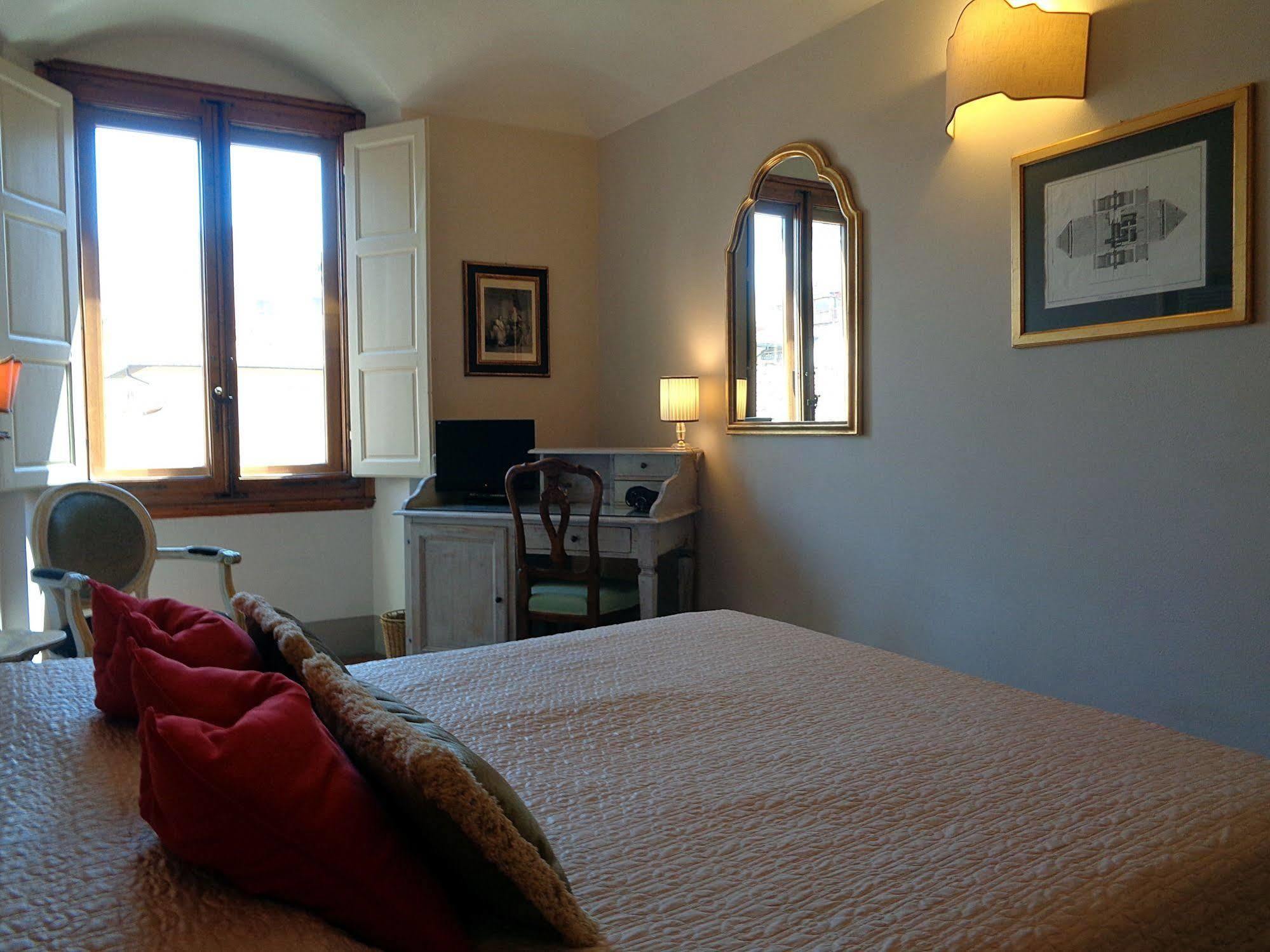 Relais Cavalcanti Guest House Florence Ngoại thất bức ảnh