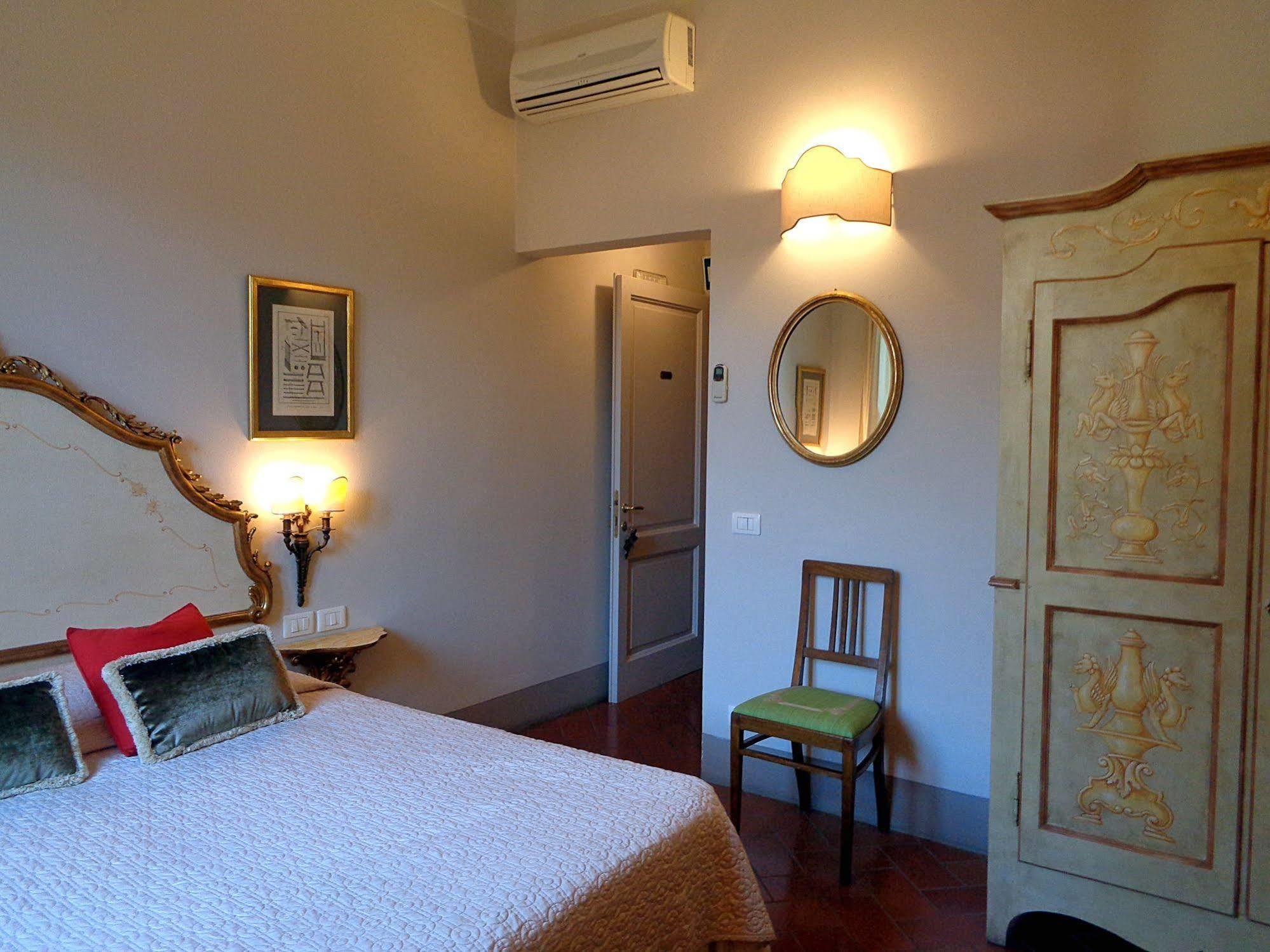 Relais Cavalcanti Guest House Florence Ngoại thất bức ảnh