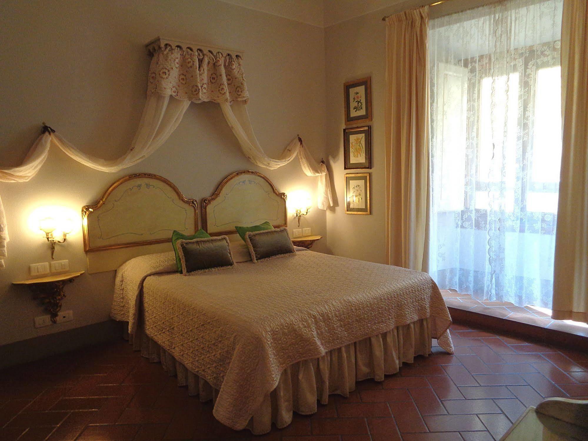 Relais Cavalcanti Guest House Florence Ngoại thất bức ảnh